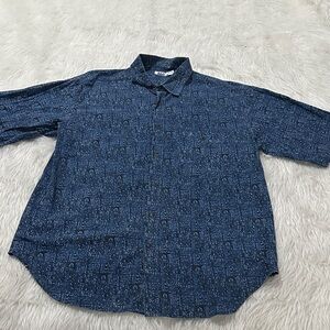 Vintage Men's Blue Patterned Button-Down Shirt